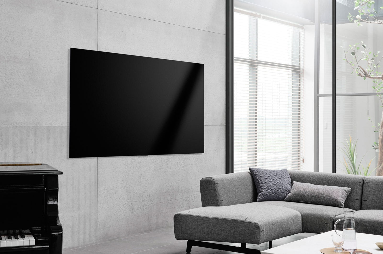 LG C1 83 inch 4K Smart OLED TV